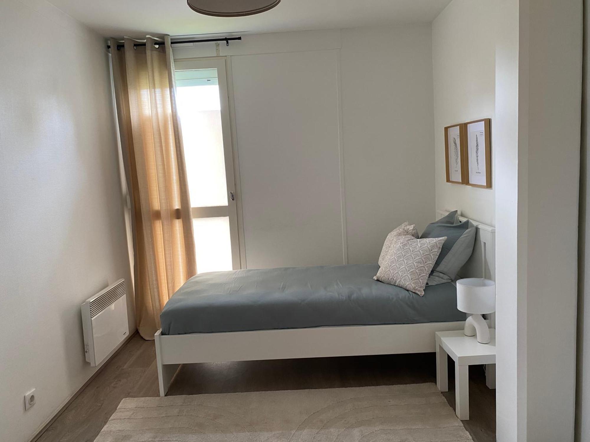 Maison Spacieuse Et Confortable 100M2 Avec Jardin Val-de-Reuil Ngoại thất bức ảnh